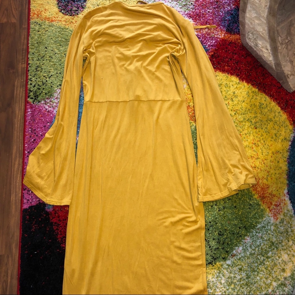 Dress - Picture 4 of 6